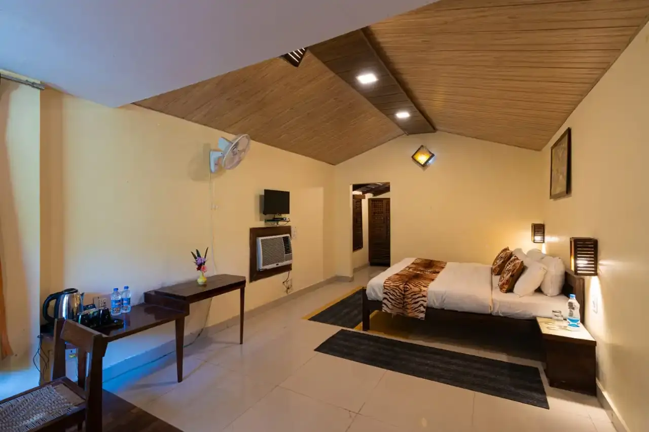 hotels in ramnagar corbett